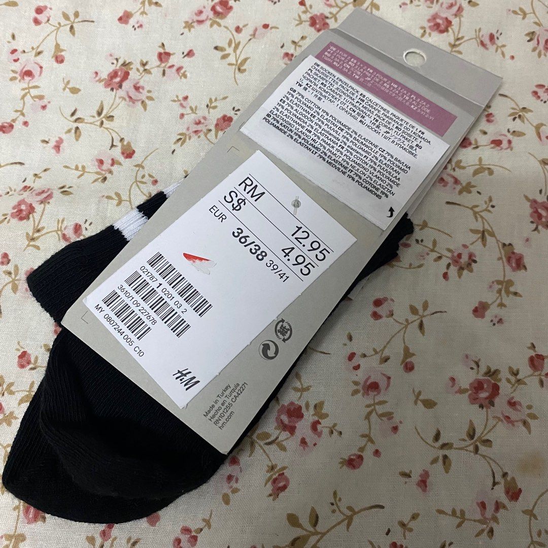 NEW WITH TAG H M Socks SIZE 39 41 Men s Fashion Watches