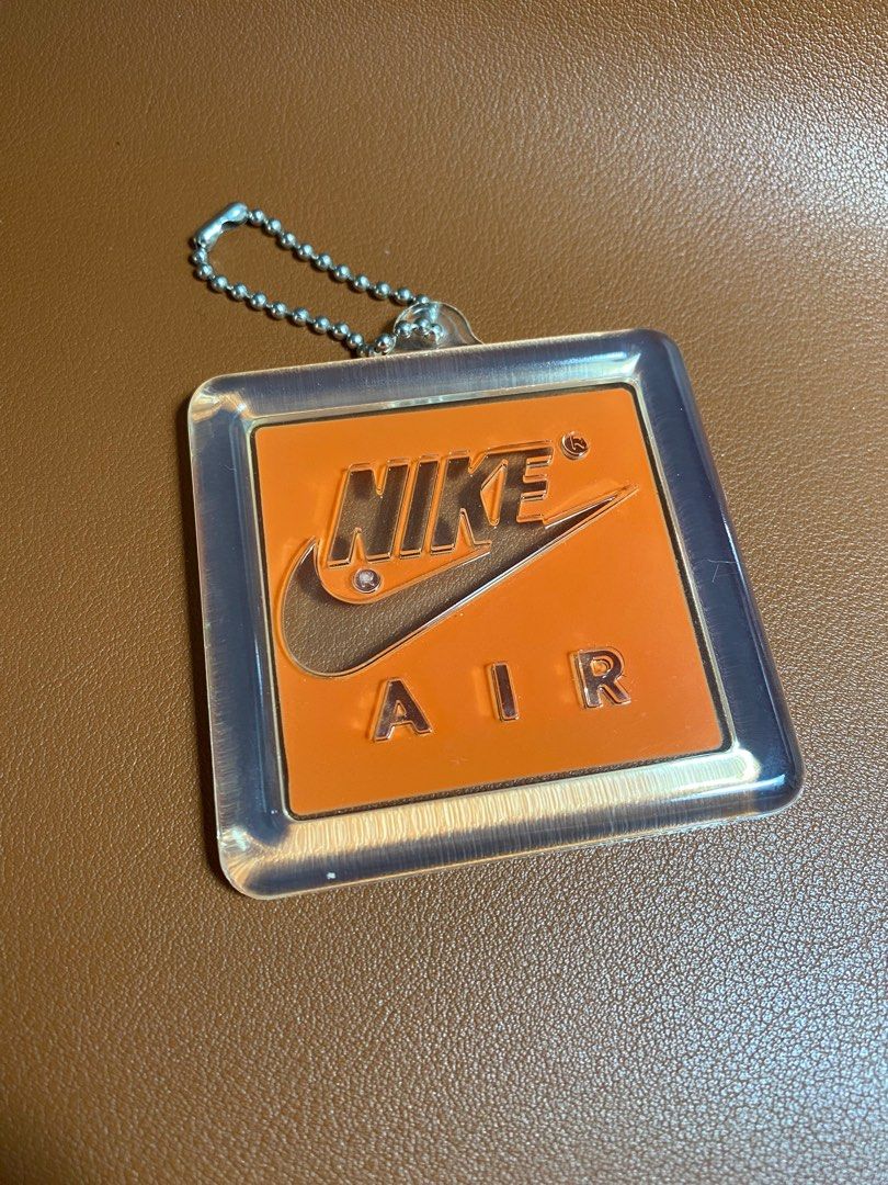 nikeconnect tag