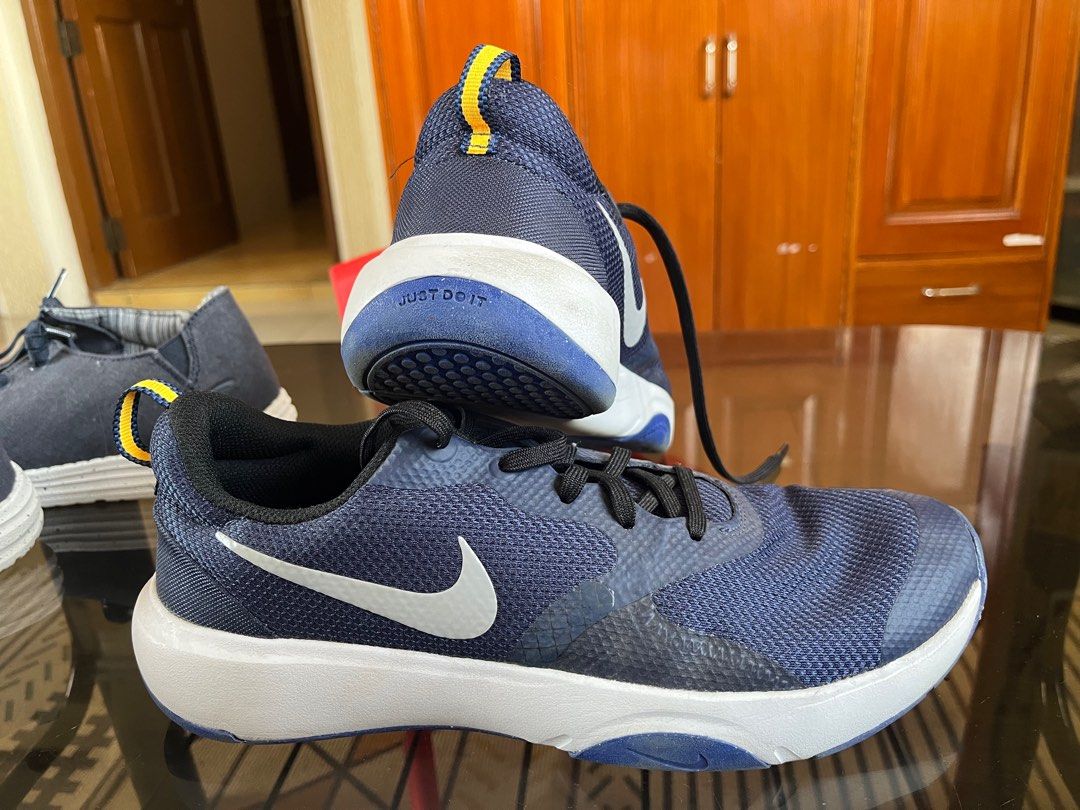 nike air rubber shoes