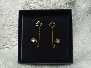 Onhand/Stainless- Titanium Earrings/Pasig Location