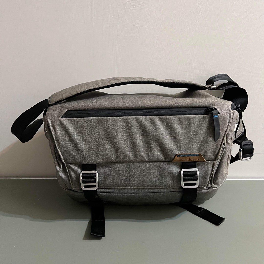 Peak design best sale everyday sling v1