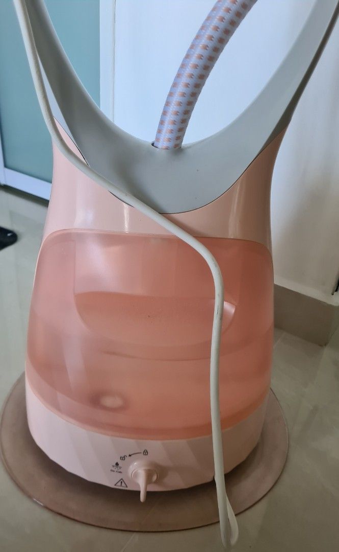 Philips Garment Steamer GC552, TV & Home Appliances, Irons & Steamers