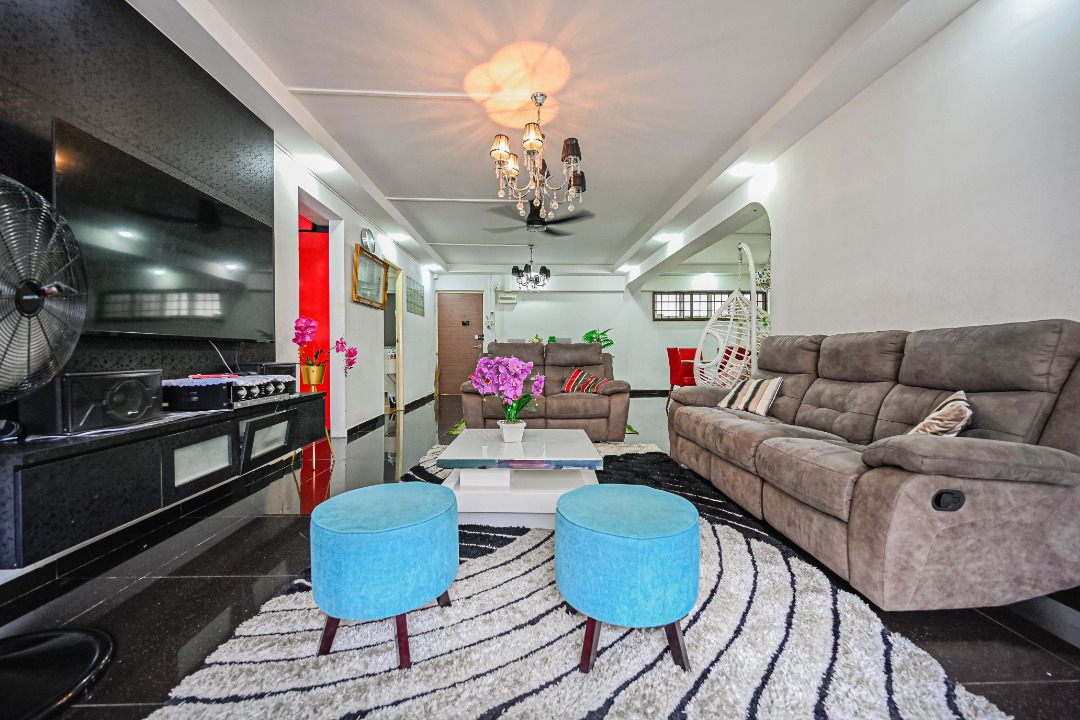 Rare! Executive HDB Apartment for Sale Near MRT & Schools!, Property