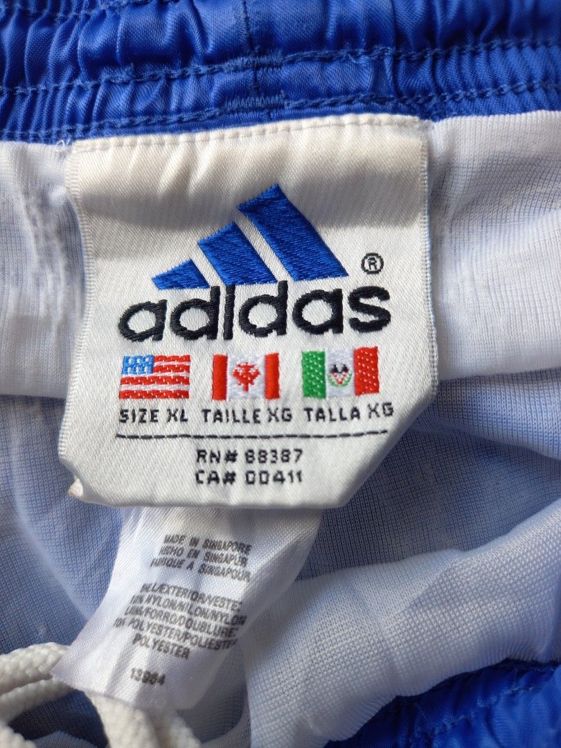 Rare Vintage early 00 s above the knee shorts Adidas