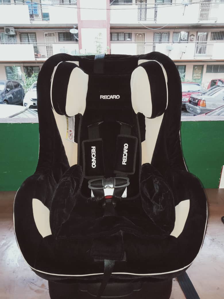 RECARO BABY CAR SEAT, Babies & Kids, Baby Nursery & Kids Furniture