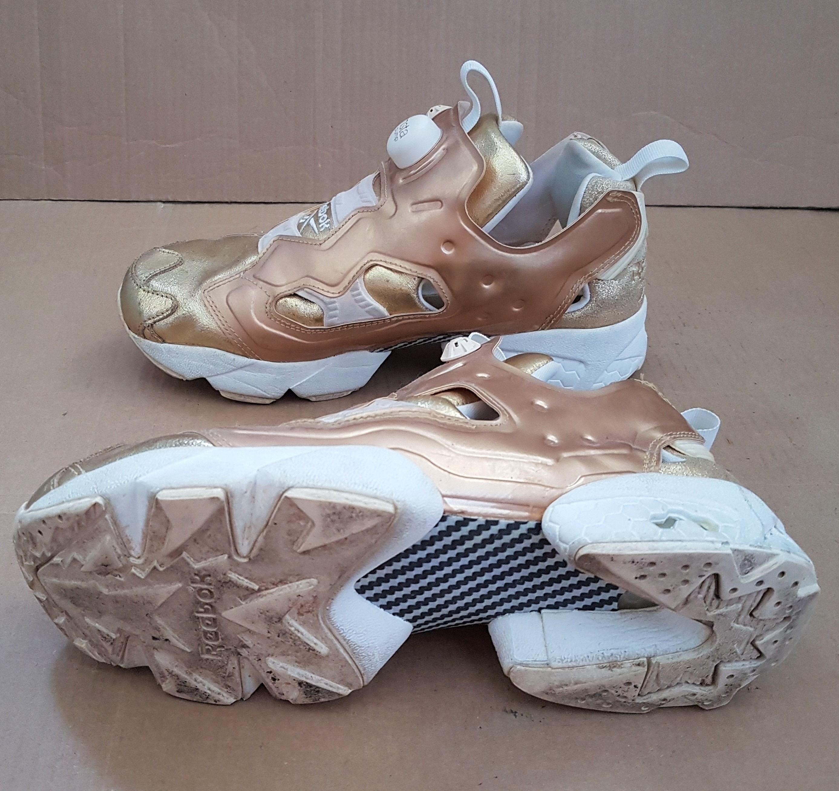 Reebok instapump gold deals