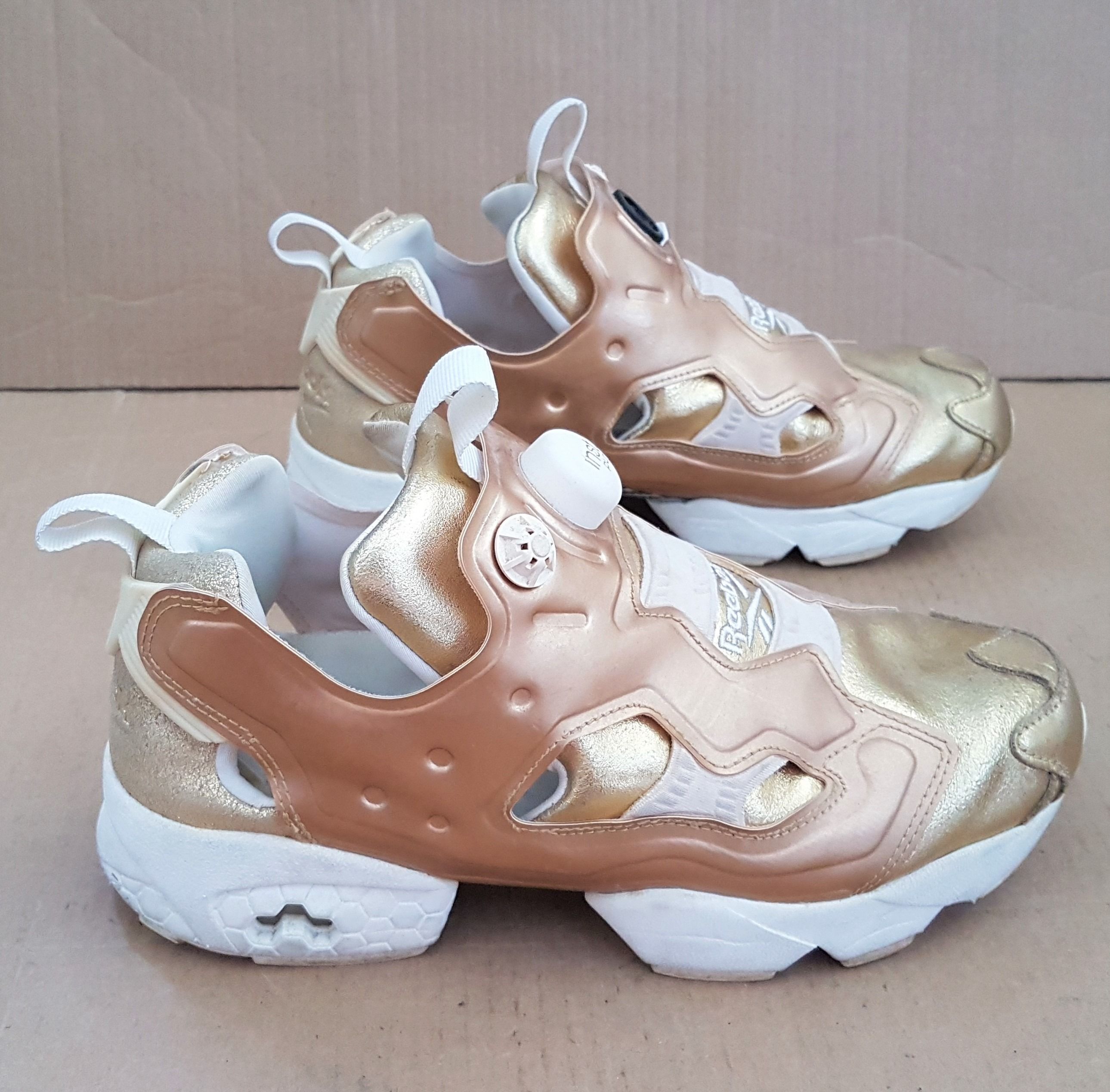 Reebok insta pump fury rose sale gold