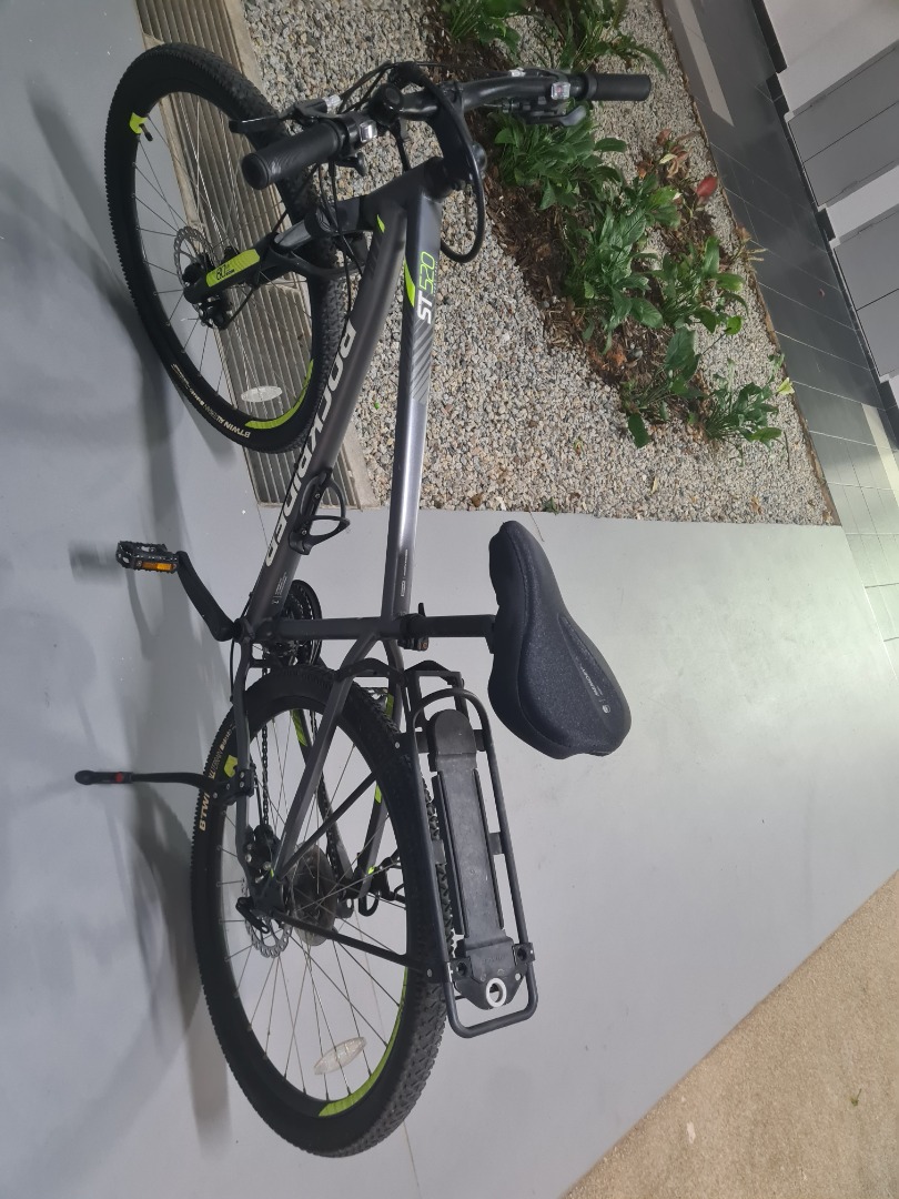 Rock Rider ST520 Large Size Double RIM with all accessories ( Selling ...