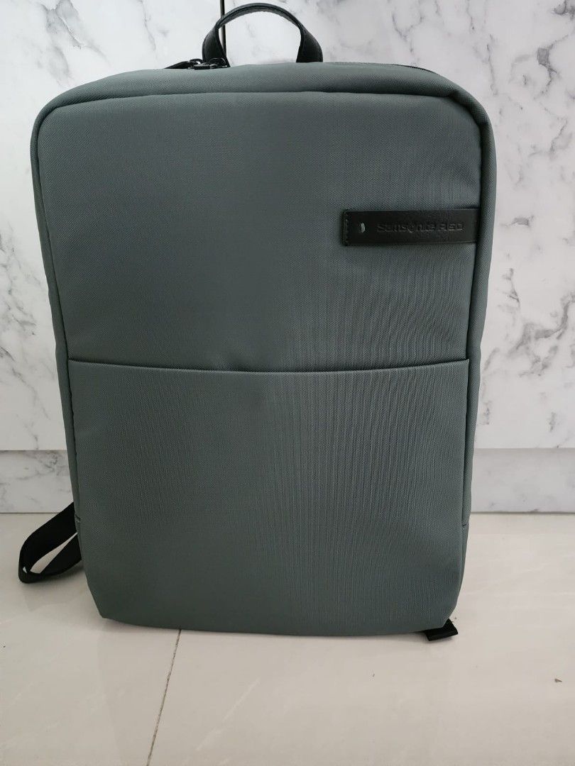 samsonite laptop bag, Men's Fashion, Bags, Backpacks on Carousell