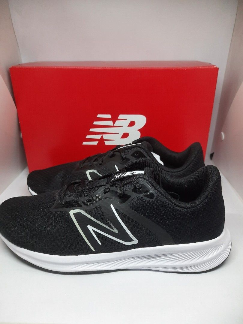 Sepatu New Balance M413LB2, Fesyen Pria, Sepatu , Sneakers di