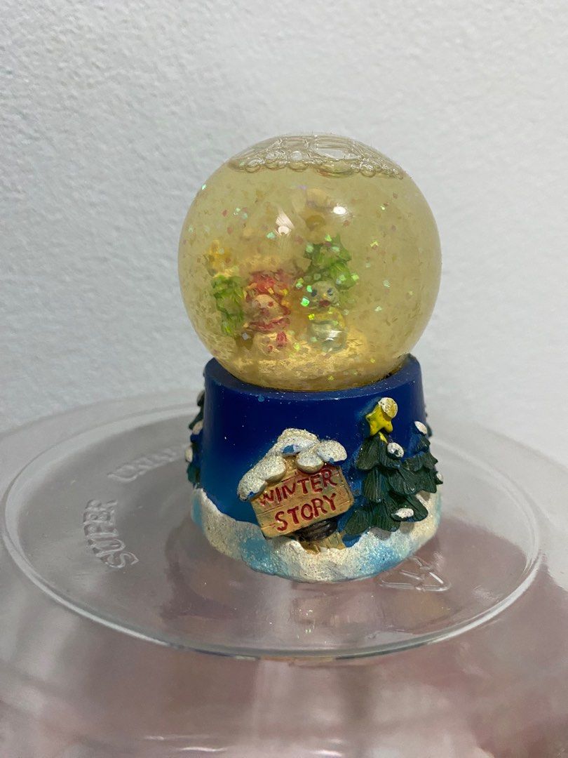 Tiffany snowglobe, Furniture & Home Living, Home Decor, Other Home Decor on  Carousell