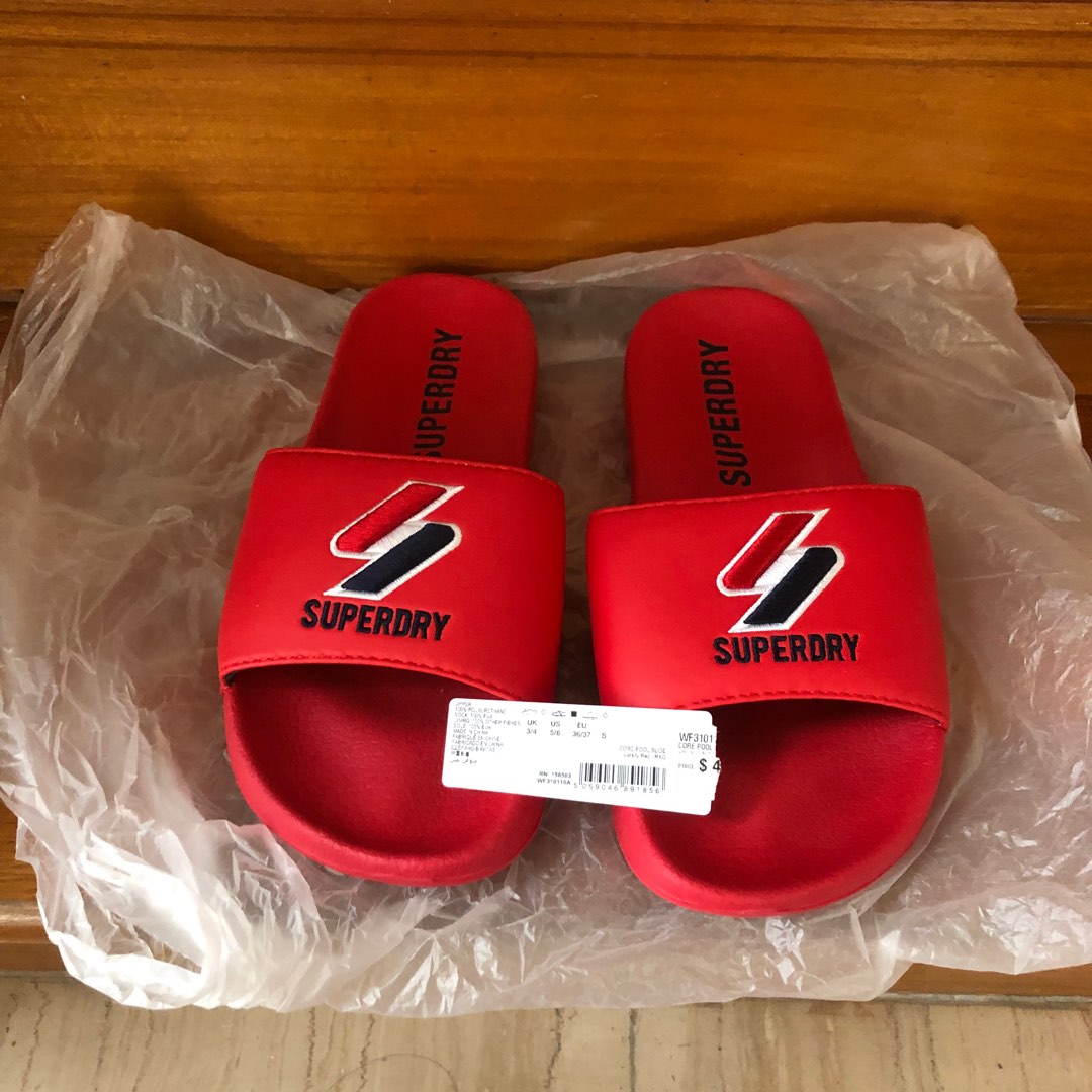 Red colour slippers sale
