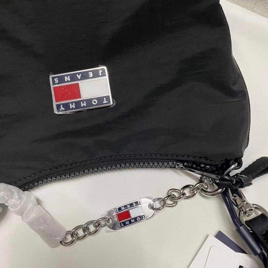 Tommy Hilfiger Nylon Sling Bag (Unisex), Women's Fashion, Bags