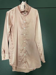 (Category: ) located in . Submitted by Preloved.with.love (Listing ID 1219607022, Image 1). Description: .