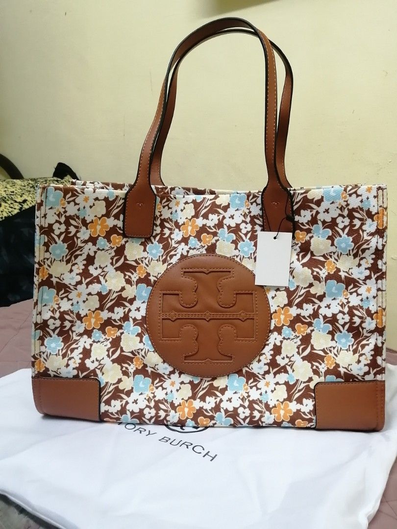 Tory Burch Book Tote Bag, Luxury, Bags & Wallets on Carousell