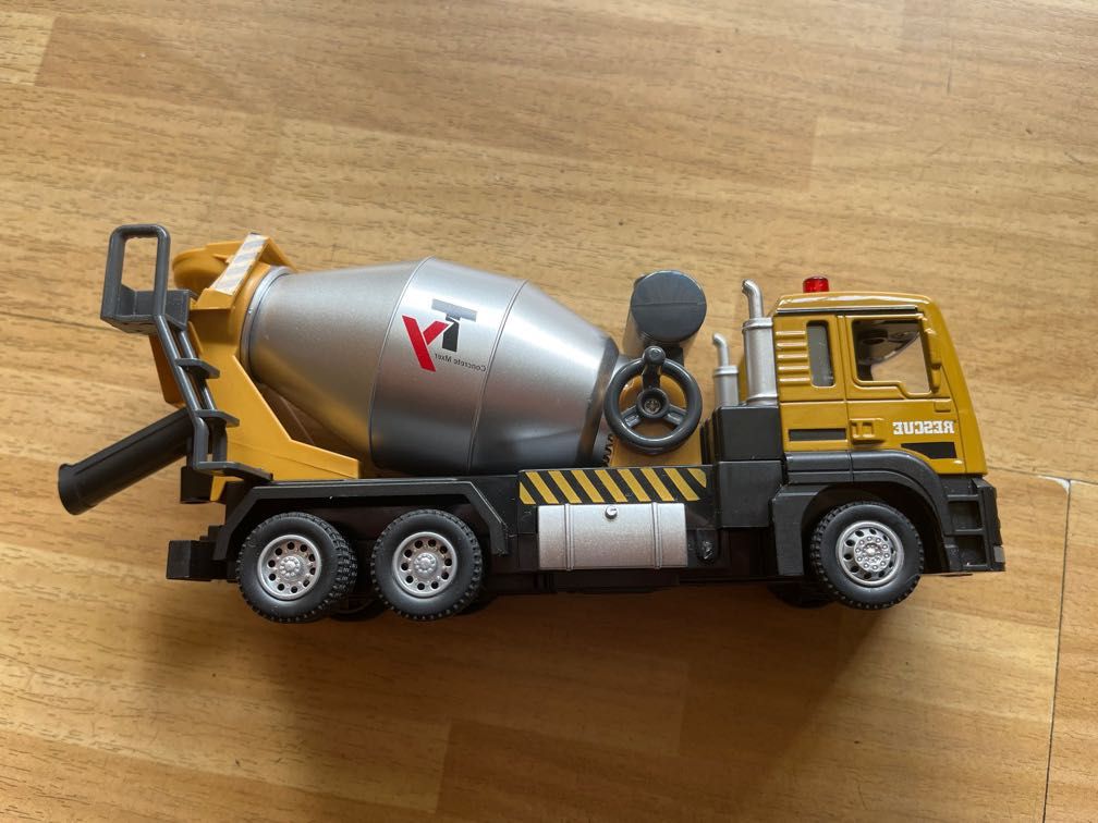 Toy Car cement mixer truck can mixing with lights &sound, Hobbies