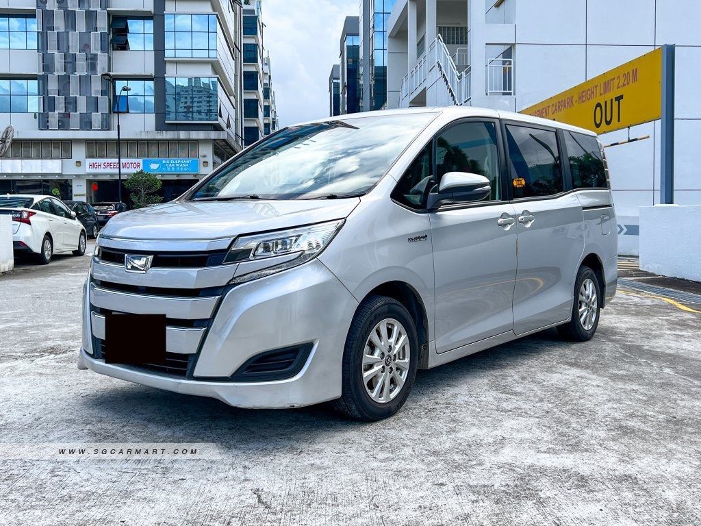 Toyota Noah (Hybrid) CDW Included / PHV Rental, Cars, Car Rental on