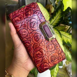 VINCIS BENCH. LOng Wallet