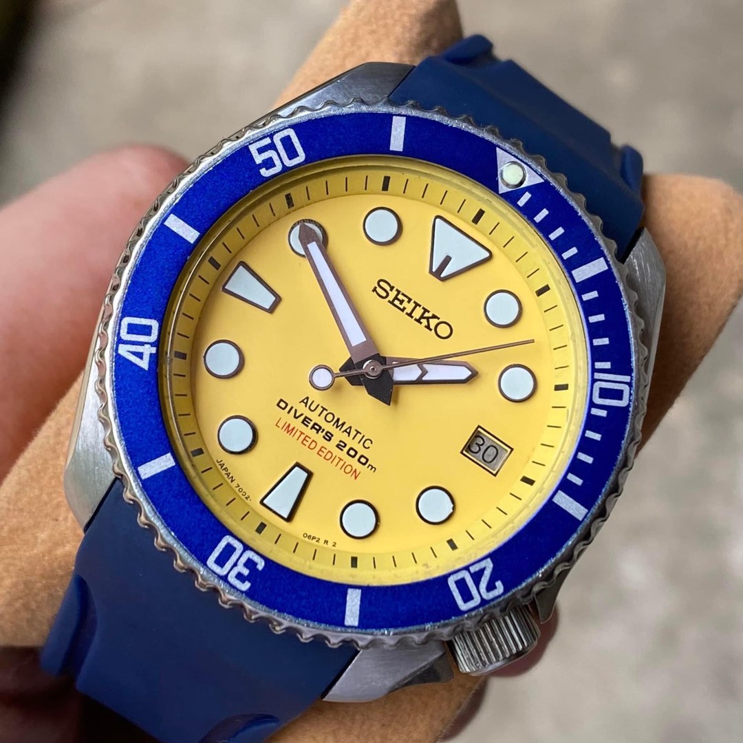 Seiko 7002 sale yellow