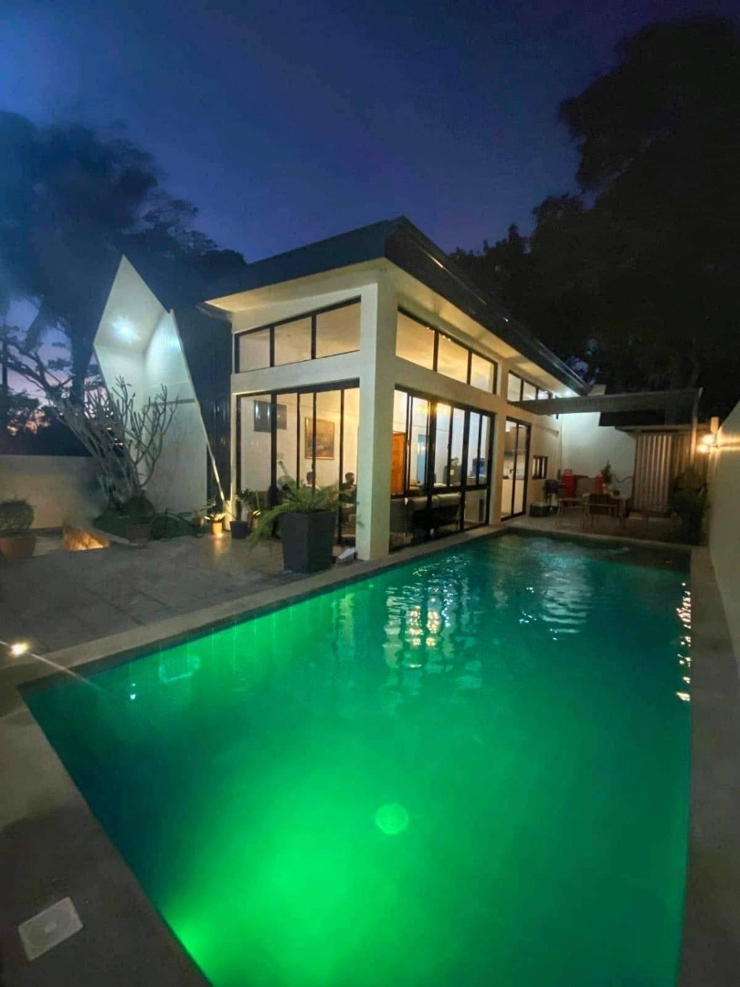 Weekend Home Near Twin Lakes Tagaytay, Property, For Sale, House & Lot