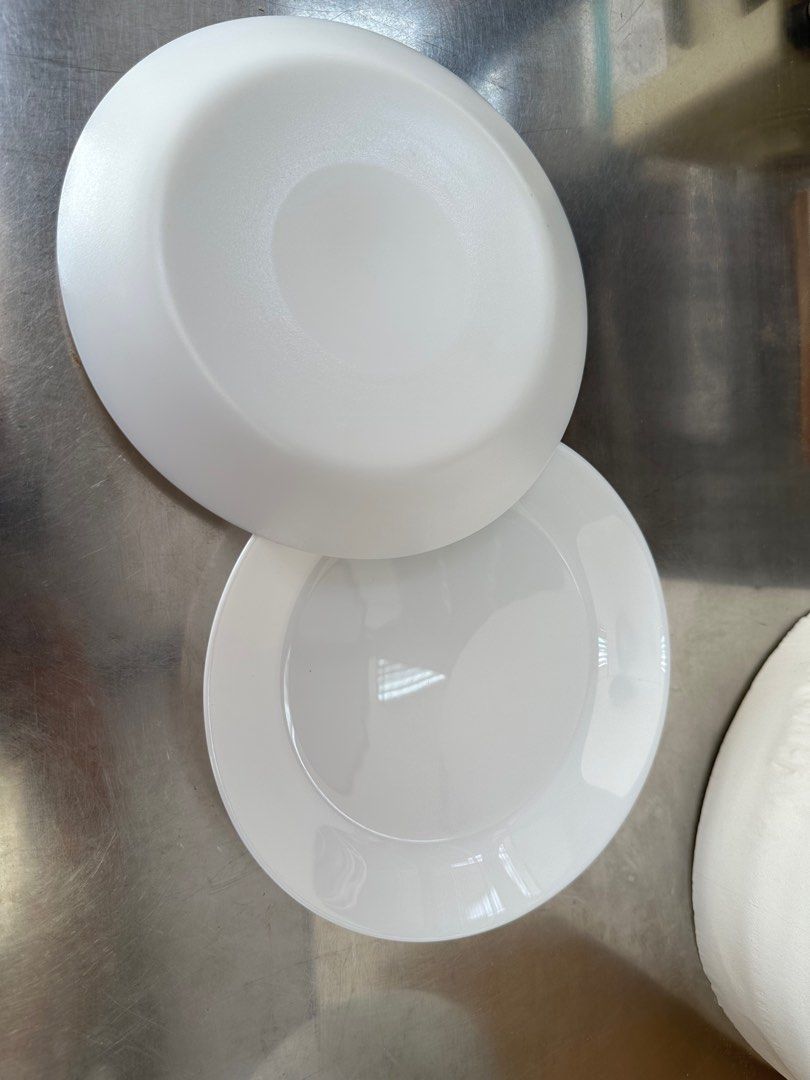 White glass plates, Furniture & Home Living, Kitchenware & Tableware