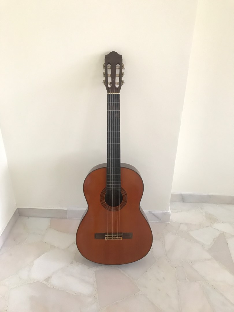 Yamaha Classical Guitar (Nylon) CG130A, Hobbies & Toys, Music & Media