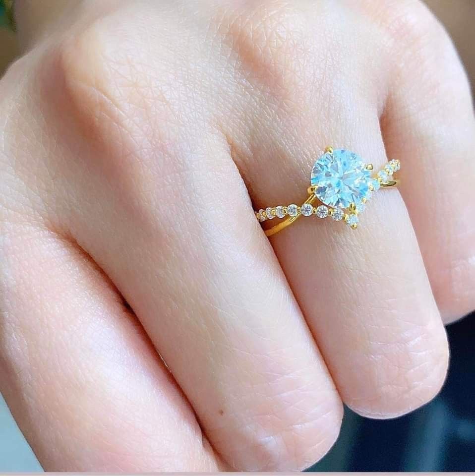 1ct Moissanite Diamond 18K Gold Pawnable On Carousell product-care-anupa