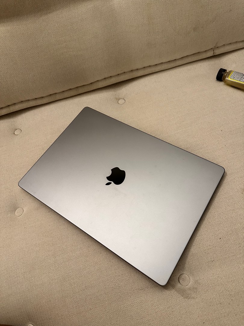 macbook pro 2021 16 inch space grey