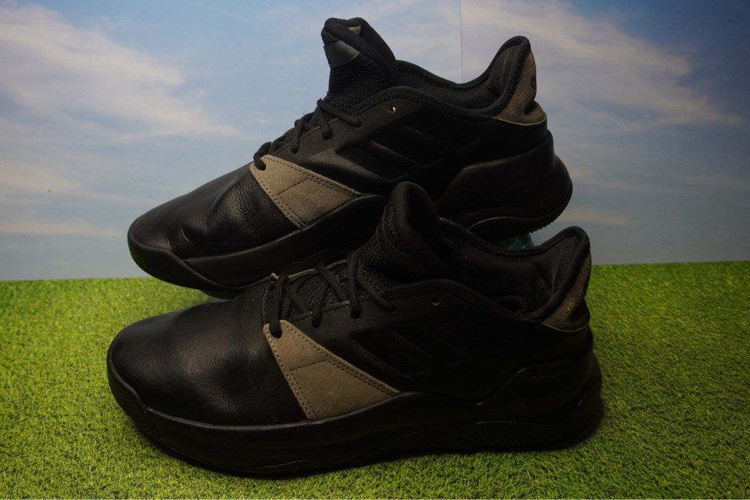 Adidas performance street flow store