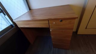 木頭書桌