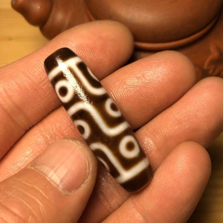 西藏九眼天珠（Tibet Nine Eye Dzi Bead）, Hobbies & Toys