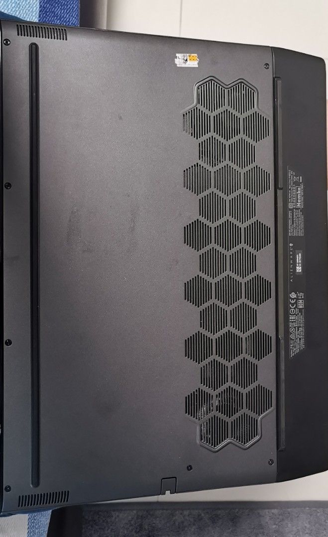 Alienware m15 discount r2 ram upgrade