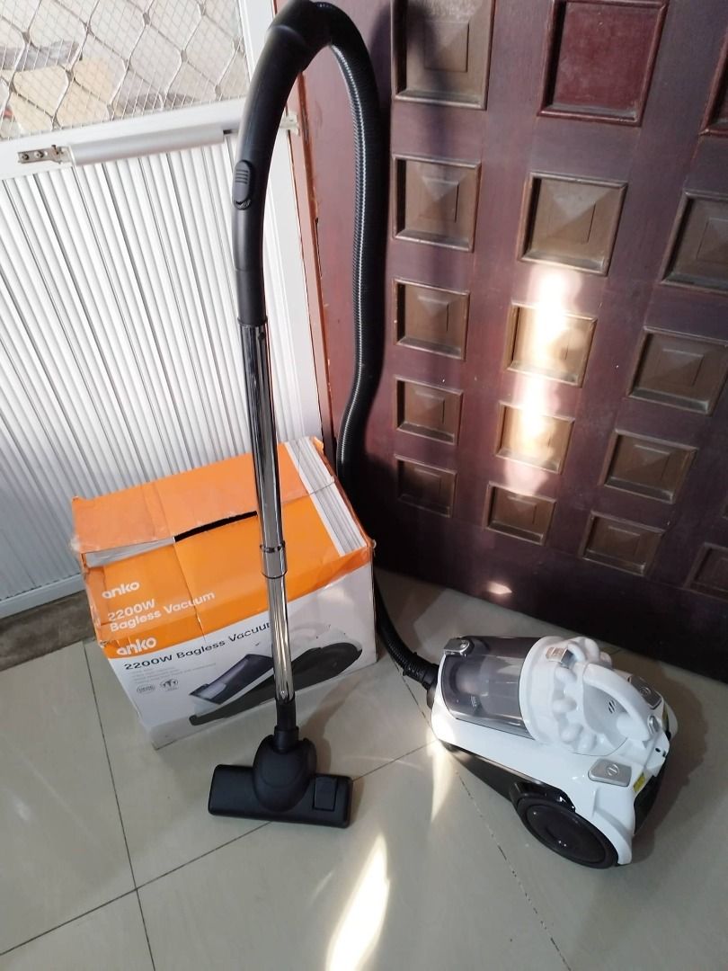 Anko Bagless Vacuum Cleaner, Furniture & Home Living, Cleaning