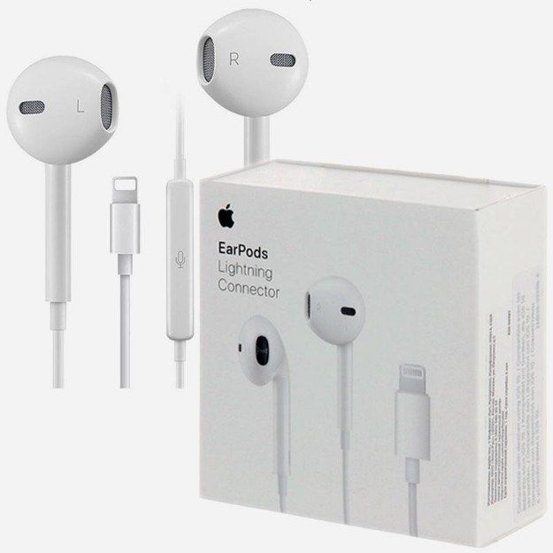 Apple EarPods with Lightning Connector, Audio, Headphones  Headsets on  Carousell