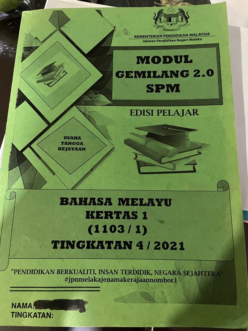 Bahasa Melayu Ting.4 (Modul gemilang SPM), Hobbies & Toys, Books