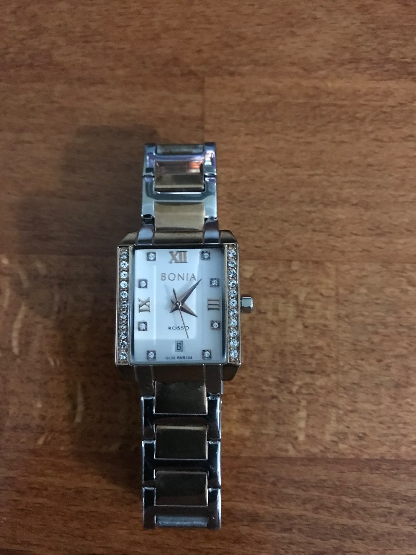 Bonia rosso hotsell watch price