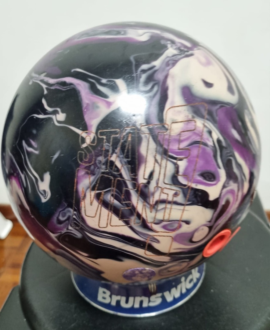 Bowling Ball Hammer Statement 13 lbs, Sports Equipment, Sports & Games