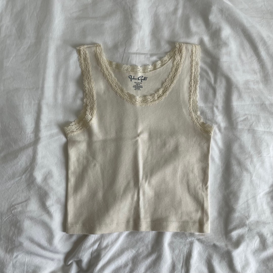 brandy melville ronnie lace tank, Women's Fashion, Tops, Sleeveless on