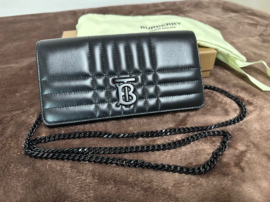 Quilted lambskin wallet best sale with detachable chain strap