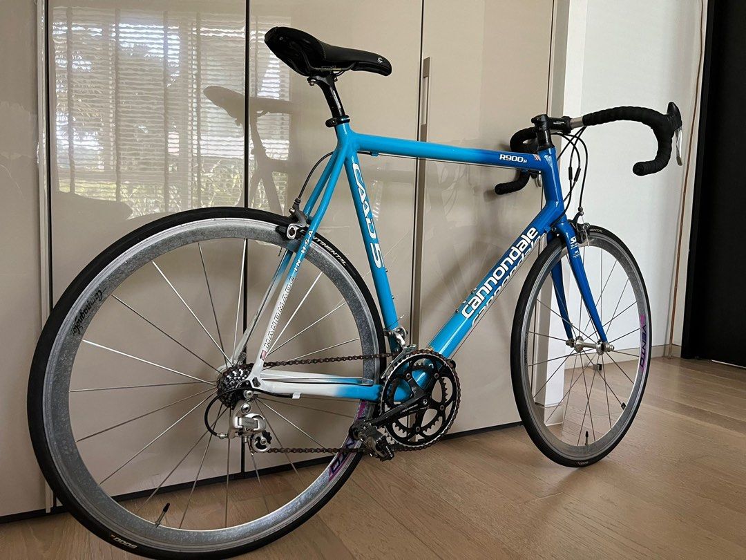 Cannondale CAAD5 R900si size 62cm Sports Equipment Bicycles