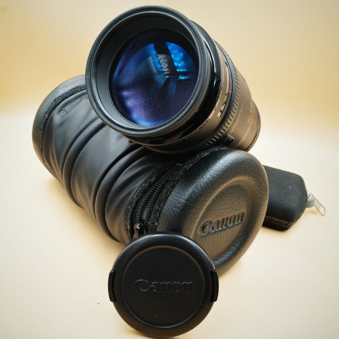 Canon Zoom Lens EF 70 210mm f/4 Pull and Push TeleZoom AF Lens