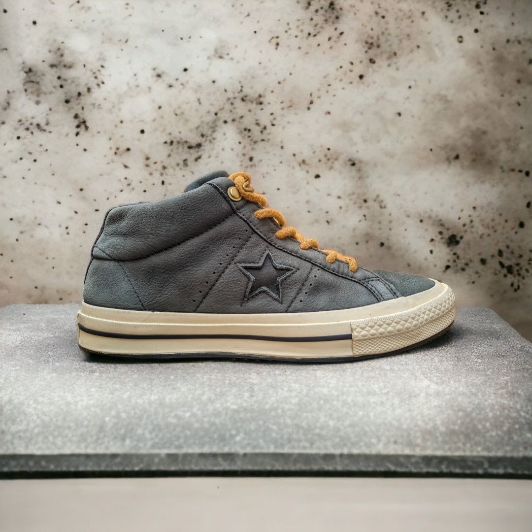Converse One Star Mid Leather Fesyen Pria Sepatu Sneakers di