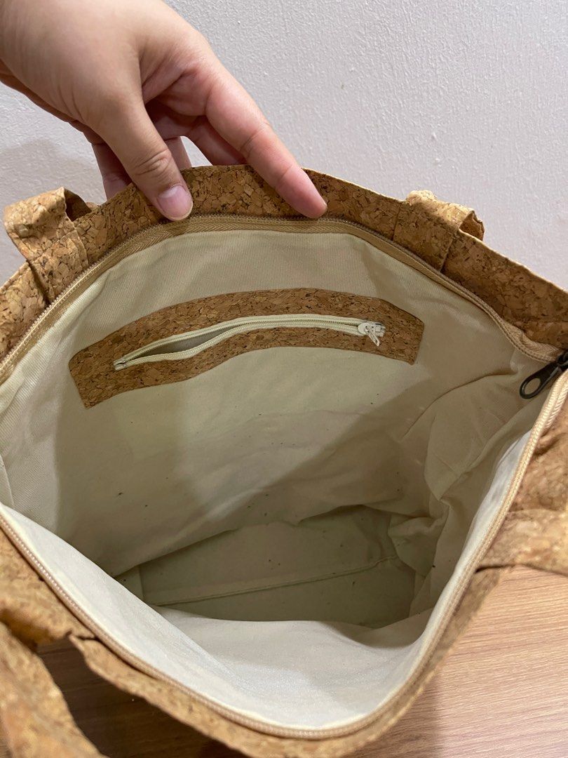 CORK TOTE BAG
