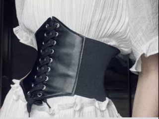 (Category: ) located in . Submitted by preloved_sushi (Listing ID 1224134441, Image 1). Description: .