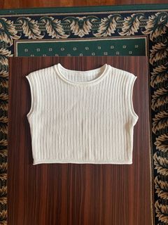 Cream Knitted Cropped Top