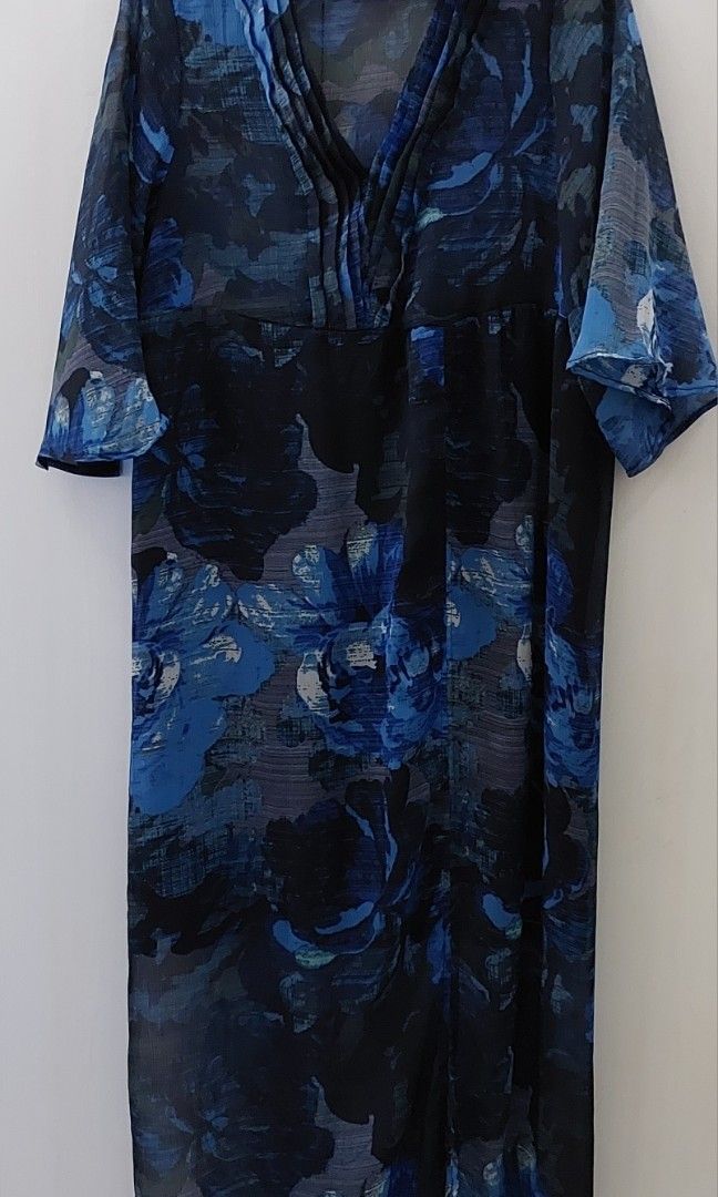 CROSSINGS Long Blue Dress (Category: Dresses) located in Caloocan City. Submitted by fabbizz (Listing ID 1223952971, Image 1). Description: Once used Floor length SF excluded.