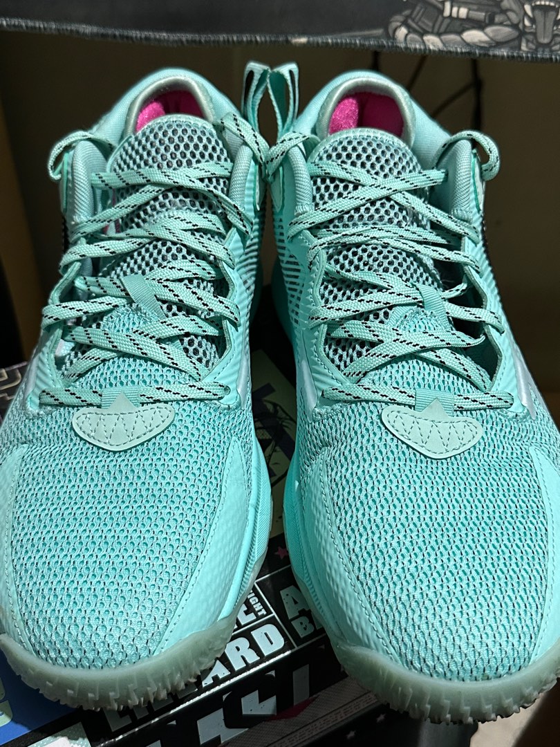 mens size 10 basketball shoes