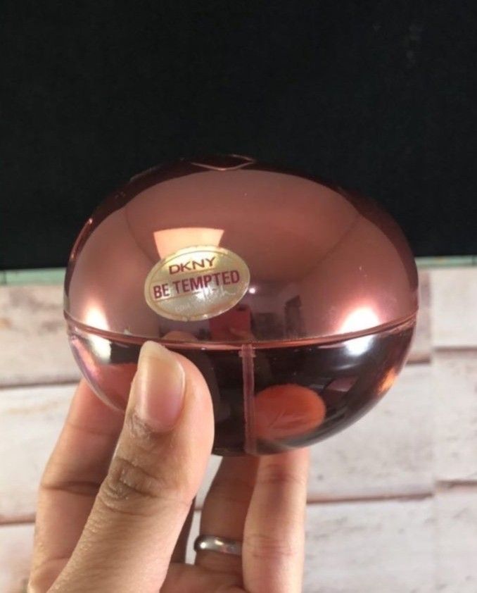 dkny be tempted tester