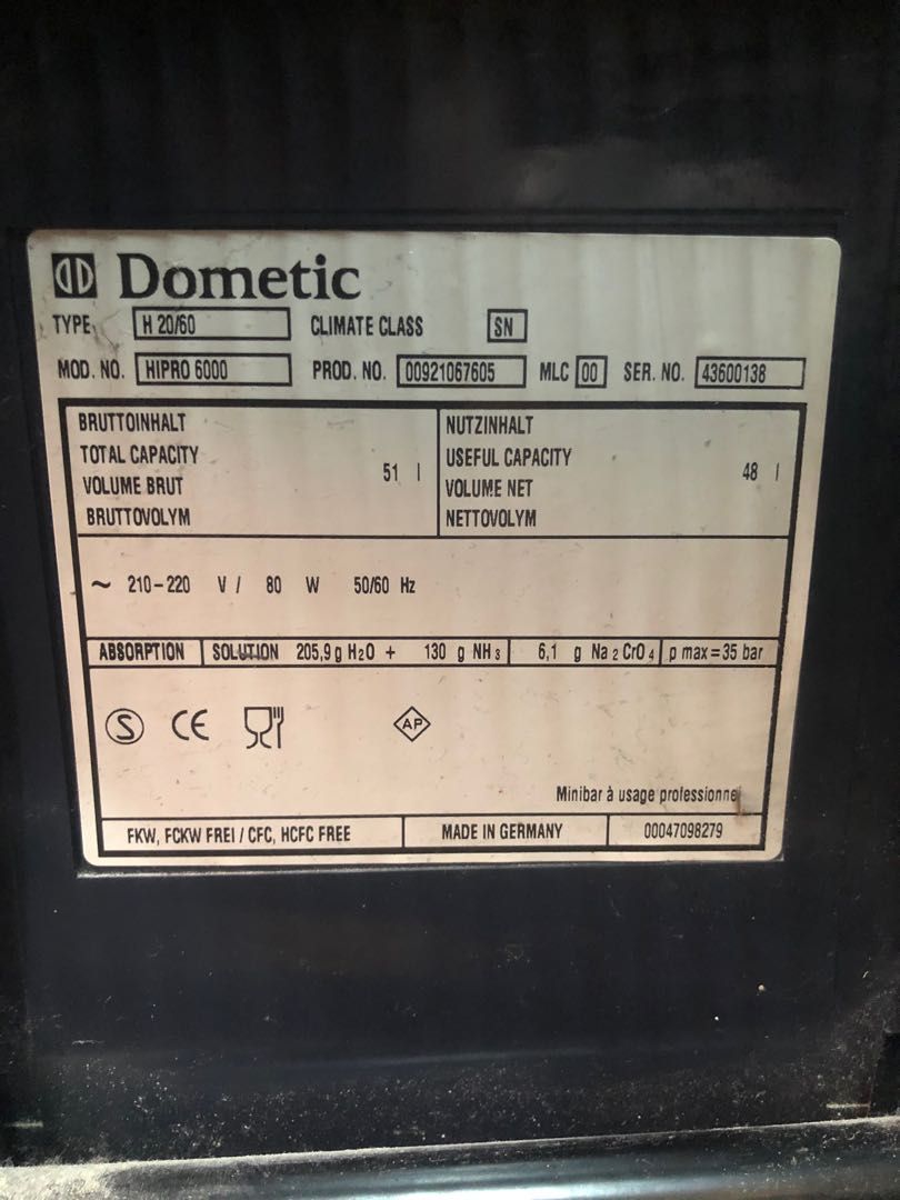 Dometic HiPro 6000 mini bar ( made in germany ), TV & Home Appliances