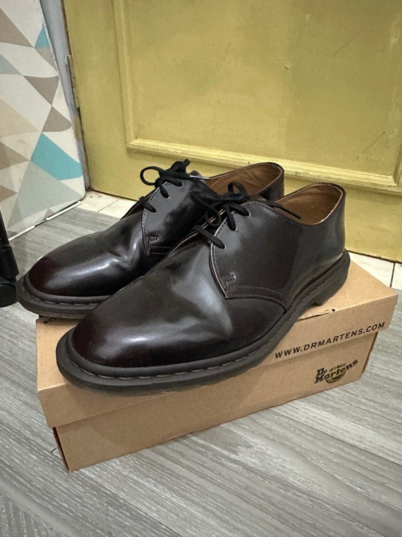 Dr martens deals archie oxblood